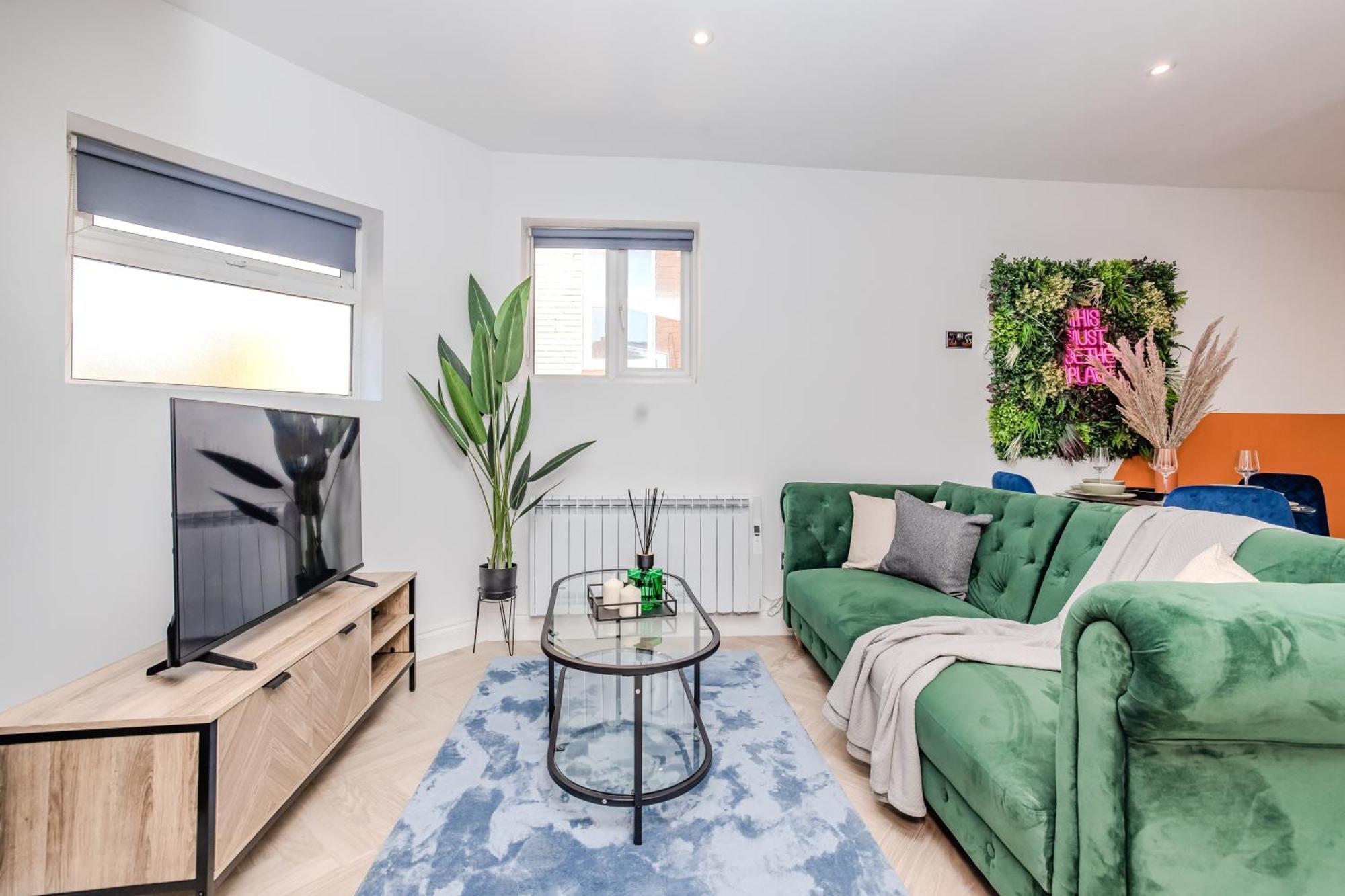 Super Central 2 Bedroom Flat I Next To Shopping Center & Brighton Beach ภายนอก รูปภาพ