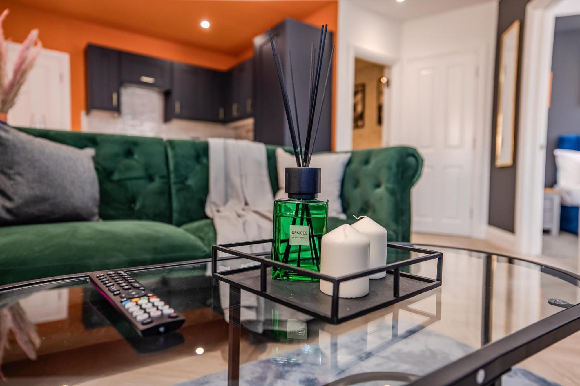 Super Central 2 Bedroom Flat I Next To Shopping Center & Brighton Beach ภายนอก รูปภาพ
