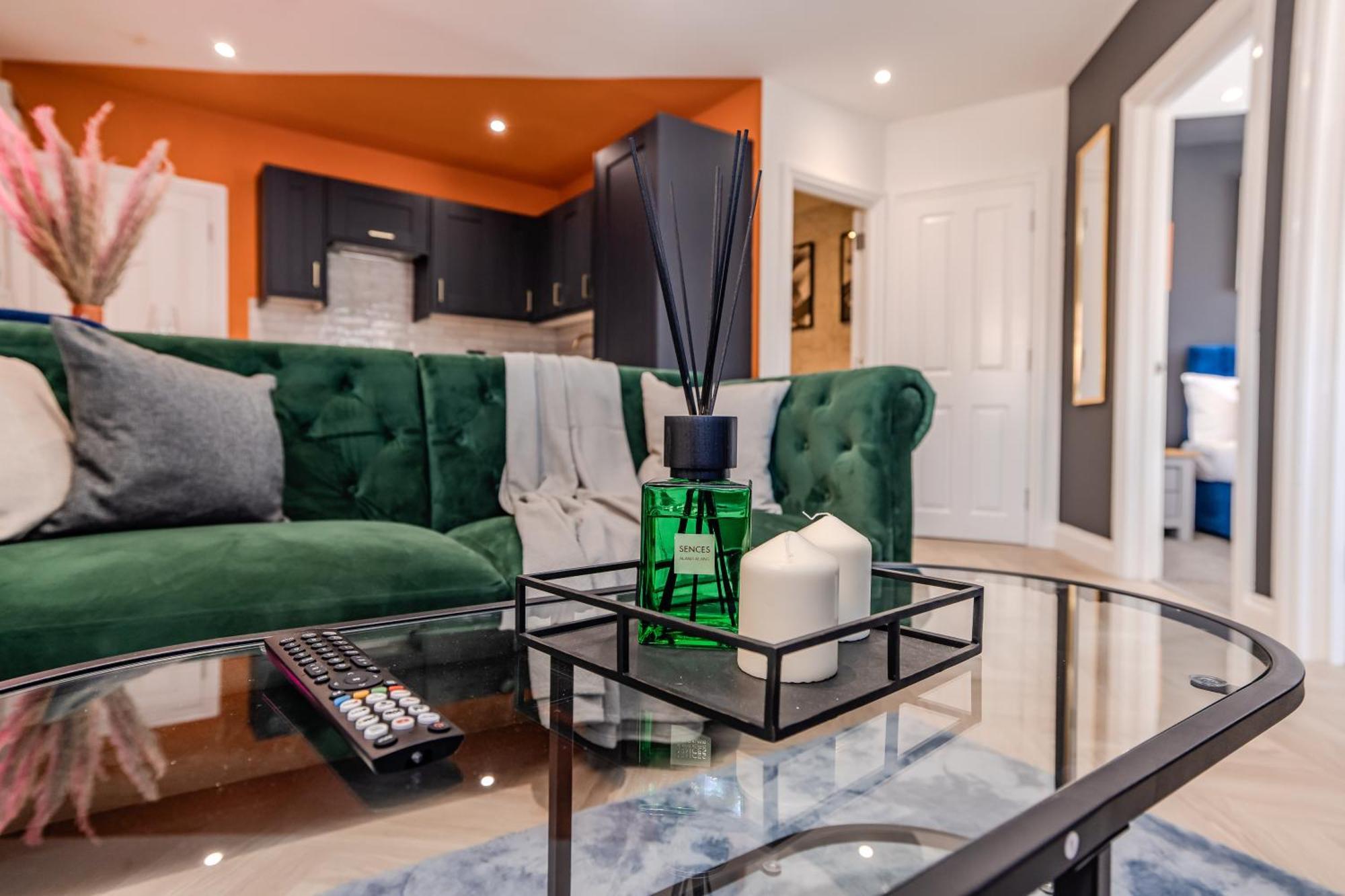 Super Central 2 Bedroom Flat I Next To Shopping Center & Brighton Beach ภายนอก รูปภาพ